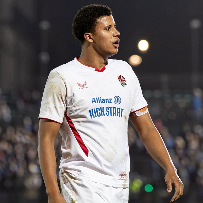 Aiden Ainsworth-Cave representing England Rugby U20